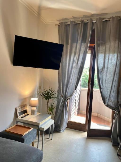 דירות ג'נצאנו די רומא A Casa Di Tina מראה חיצוני תמונה